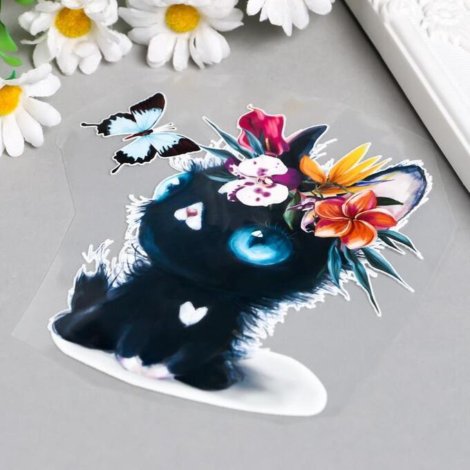 Термонаклейка "Чёрный котёнок с цветочным венком и бабочкой" 12х12 см