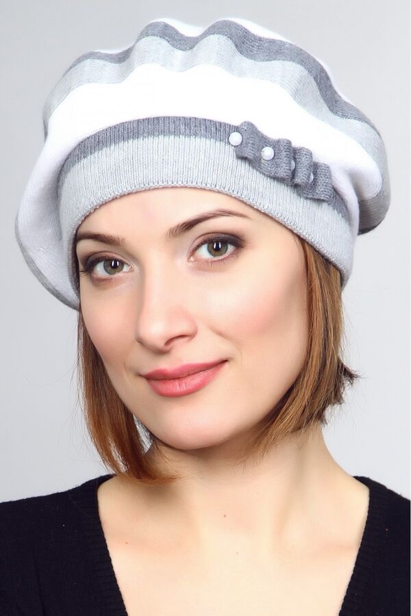 вязанные шапки и береты на весну. берет из акрила купить. берет акрил. берет акрил. акрил берет.